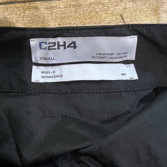 С2Н4 ASYMMETRY PANELLED SKIRT - BLACK - Picture 5 of 6